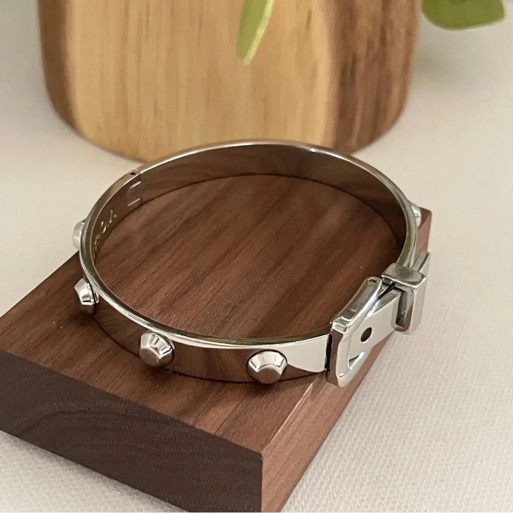 Michael Kors Astor Silver Buckle Bracelet With Studs Hinge Closure 2 adjustments - Picture 3 of 16